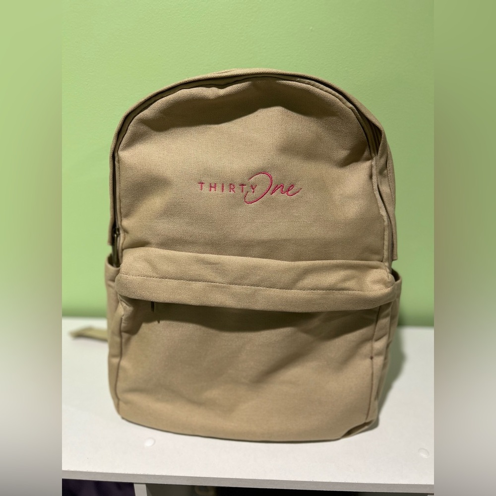 Thirty-One Relaxed Backpack - Brand new
